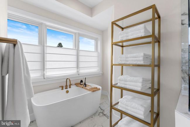 1632 Chain Bridge Rd, Townhouse with 4 bedrooms, 5 bathrooms and null parking in MCLEAN VA | Image 27