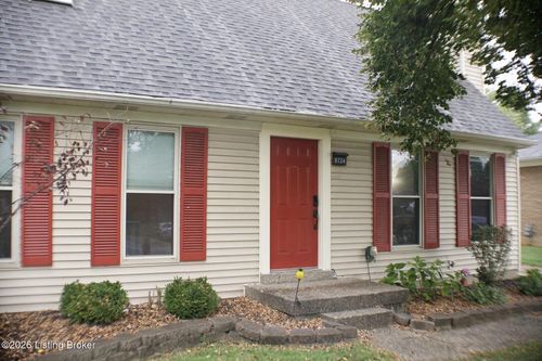 8724 Loch Lea Ln, Louisville, KY, 40299-1186 | Card Image