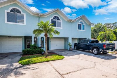 639 Garland Circle, Townhouse with 2 bedrooms, 2 bathrooms and null parking in Indian Rocks Beach FL | Image 1