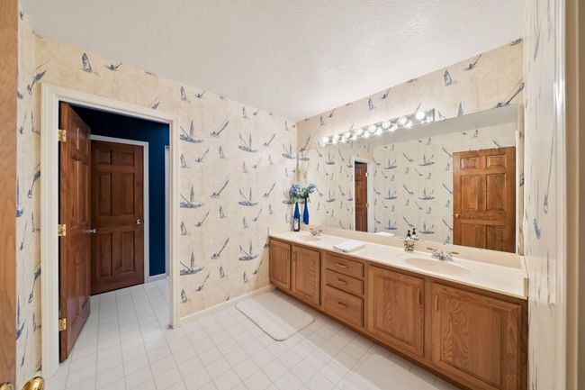 10185 N 650 E, House other with 6 bedrooms, 5 bathrooms and null parking in New Carlisle IN | Image 22