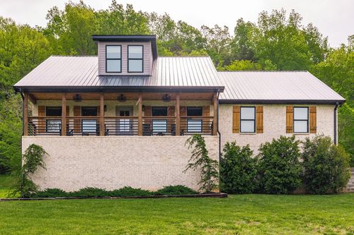 546 Brazier Ln, Gallatin, TN, 37066-8253 | Card Image
