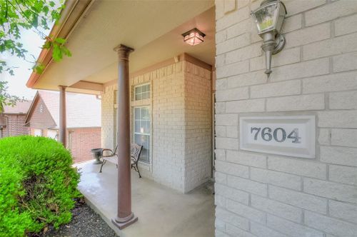 7604 Arbor Ridge Court, Fort Worth, TX, 76112 | Card Image