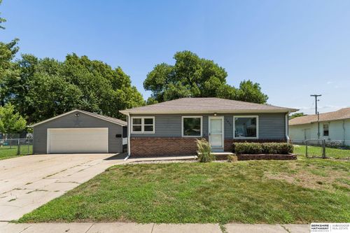 1830 N Irving St, Fremont, NE, 68025-3006 | Card Image