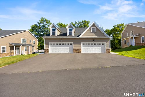 51-218 Boulder Ct, Bristol, CT, 06010-1609 | Card Image