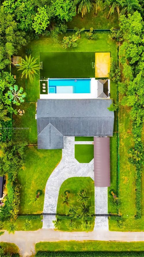 18840 Sw 218th St, Miami, FL, 33170-1323 | Card Image