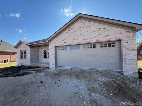 63 Wilhelmina Cv, Conway, AR, 72034-9200 | Card Image