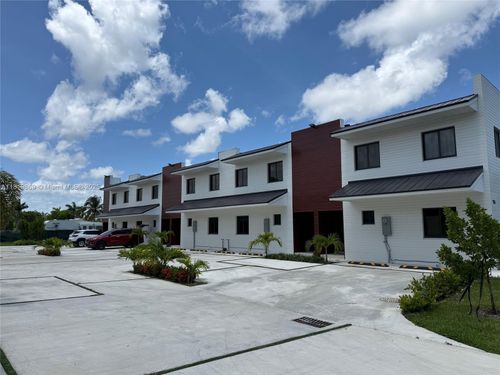 unit-3-936 Nw 10th St, Florida City, FL, 33034-1935 | Card Image