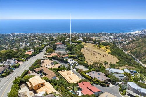 1955 San Remo Dr, Laguna Beach, CA, 92651-2625 | Card Image
