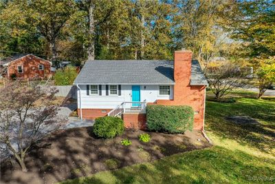 View of front of home featuring a front lawn | Image 2