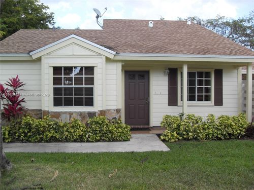 61-13716 Sw 149th Circle Ln, Miami, FL, 33186-5785 | Card Image