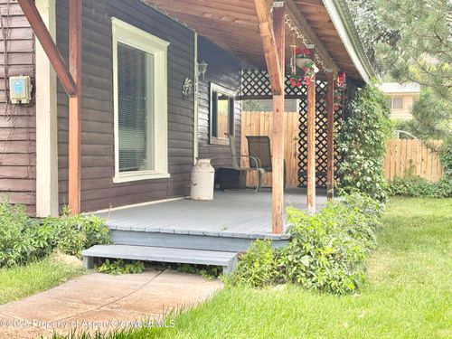 683 Water St, Meeker, CO, 81641-3442 | Card Image