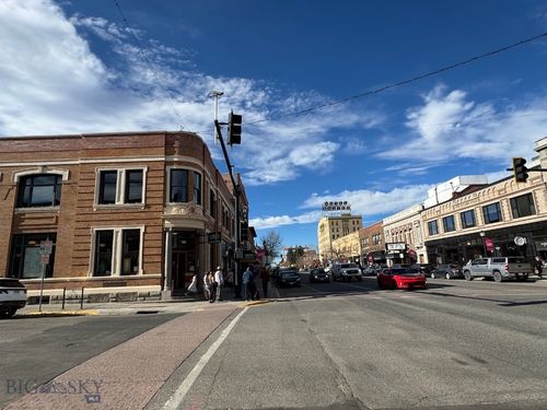 11-12-14-15 S Tracy Ave, Bozeman, MT, 59715-4682 | Card Image