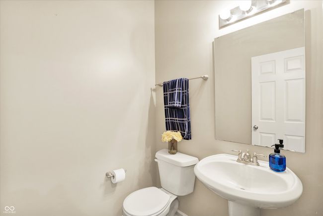 73 11 Th St Nw, Condo with 3 bedrooms, 3 bathrooms and null parking in Carmel IN | Image 23