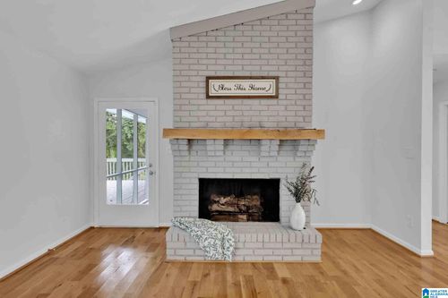 608 S Sanders Rd, HOOVER, AL, 35226-2444 | Card Image