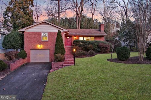 2320 Windsor Rd, ALEXANDRIA, VA, 22307-1021 | Card Image