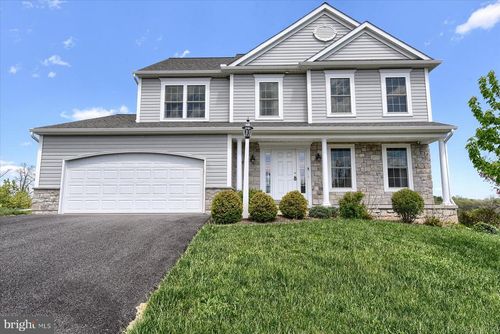 7050 Beaver Spring Rd, HARRISBURG, PA, 17111-4795 | Card Image