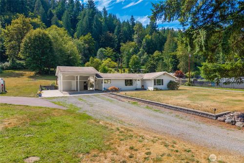 18201 Renton Maple Valley Rd Se, Maple Valley, WA, 98038-6216 | Card Image