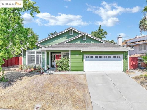 4807 Cache Peak Dr, Antioch, CA, 94531-8384 | Card Image