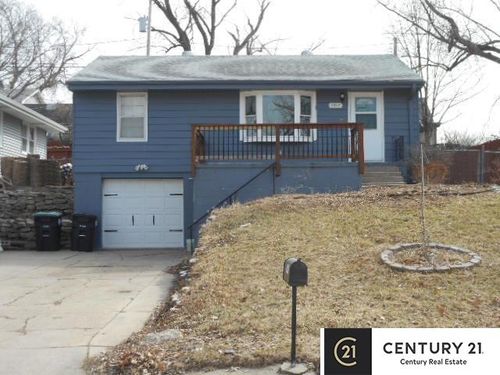 7617 Sherman Dr, Omaha, NE, 68134-6632 | Card Image