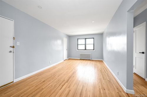 55b-147-03 71st Avenue, New York, NY, 11367 | Card Image
