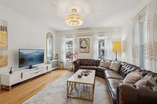 31 47th St, Weehawken, NJ, 07086-7103 | Card Image