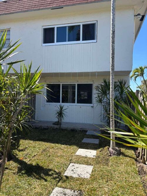 101-1480 Ne 151st St, North Miami Beach, FL, 33162-5950 | Card Image