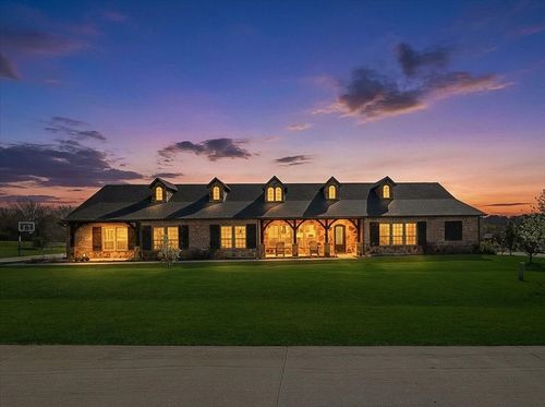 7817 Bella Flora Dr, Fort Worth, TX, 76126-6024 | Card Image