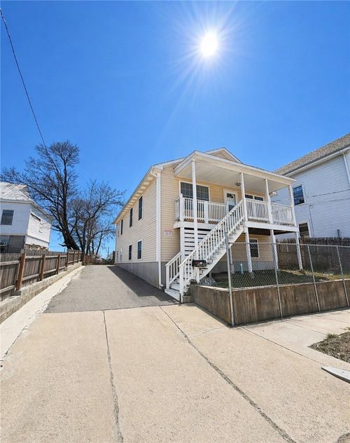 244 Sayles St, Providence, RI, 02905-2021 | Card Image