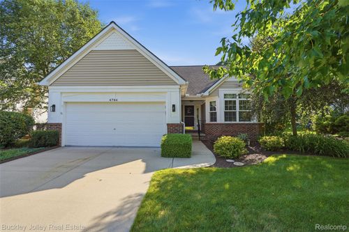 4784 New Haven Dr, Howell, MI, 48843-7884 | Card Image