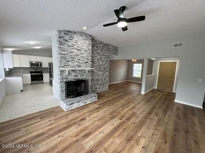 7870 Moss Pointe Trail W, House other with 3 bedrooms, 2 bathrooms and null parking in Jacksonville FL | Image 3