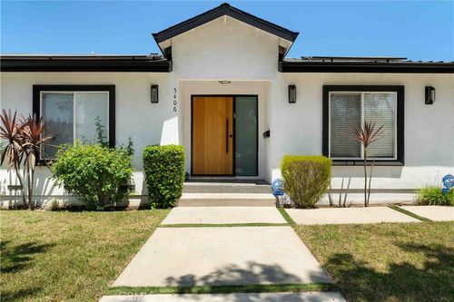 5406 Rhea Ave, Tarzana, CA, 91356-3320 | Card Image