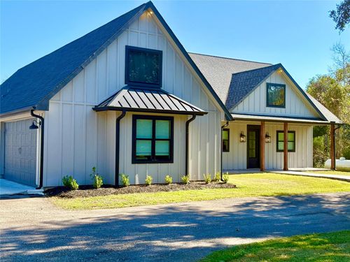 17703 Jungman Rd, Damon, TX, 77430-8470 | Card Image