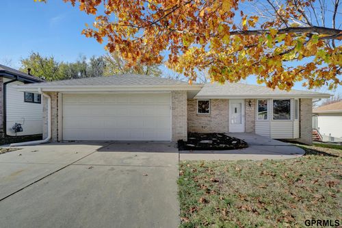 5631 Enterprise Drive, Lincoln, NE, 68521 | Card Image