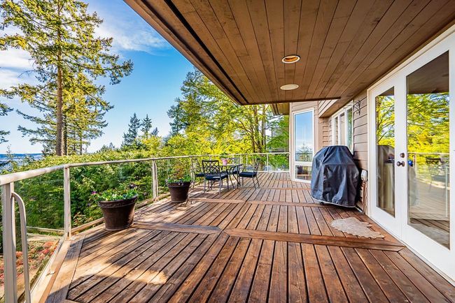 4882 Vista Place, House other with 5 bedrooms, 4 bathrooms and 4 parking in West Vancouver BC | Image 19