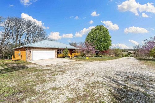 7959 Heritage Heights Rd, Seligman, MO, 65745-7262 | Card Image