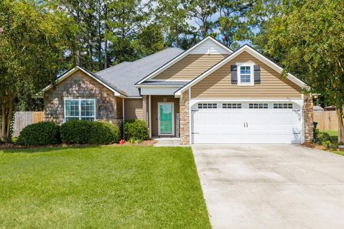 3951 Karaline Cir, Valdosta, GA, 31605-7769 | Card Image
