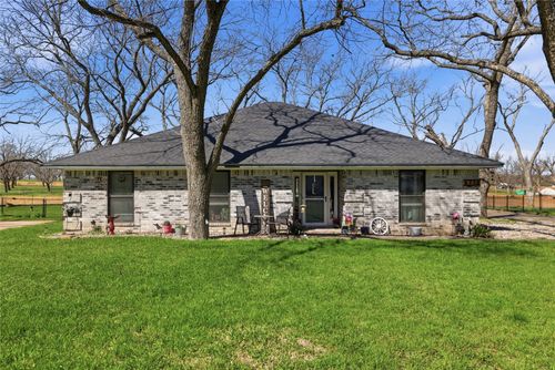 8715 S Monticello Cir, Granbury, TX, 76049-4705 | Card Image