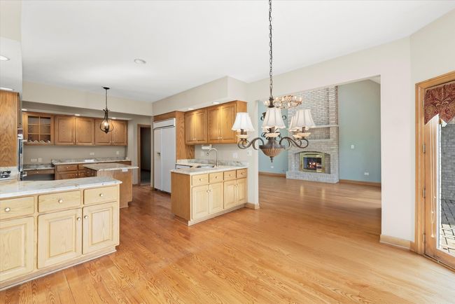 7061 W Boyington Ln, House other with 3 bedrooms, 3 bathrooms and 3 parking in Monee IL | Image 10