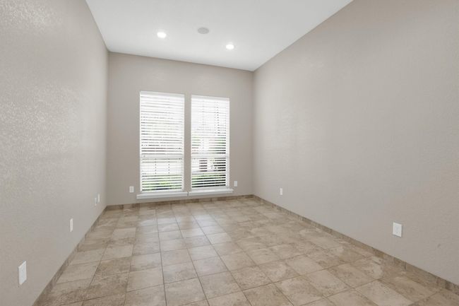 Spare room featuring recessed lighting | Image 33