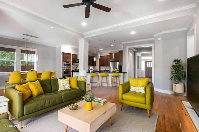 Living room. | Image 15