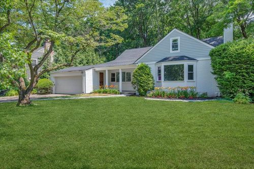 19 Bonnie Way, Larchmont, NY, 10538-1007 | Card Image