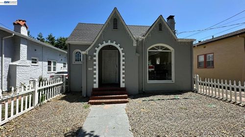 1343 Birch St, Pittsburg, CA, 94565-2721 | Card Image