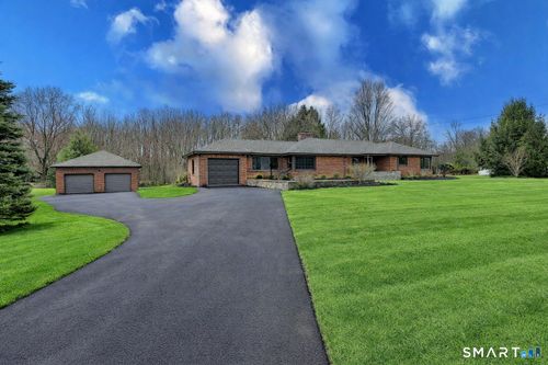 53 Geer St, Cromwell, CT, 06416-1327 | Card Image