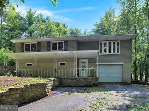 401 Spring St, MINERSVILLE, PA, 17954-1527 | Card Image