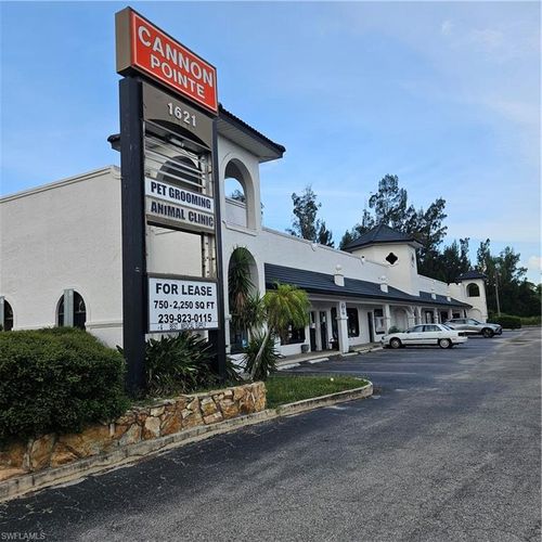 1621 N Tamiami Trl, North Fort Myers, FL, 33903-5567 | Card Image