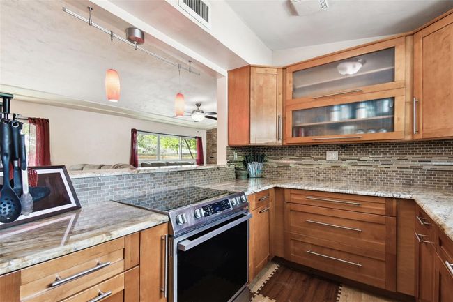 422 Dunedin Cir, House other with 4 bedrooms, 2 bathrooms and null parking in TEMPLE TERRACE FL | Image 16