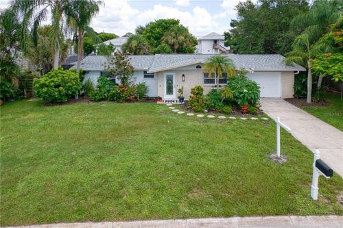 510 Dona Dr, NOKOMIS, FL, 34275-2614 | Card Image