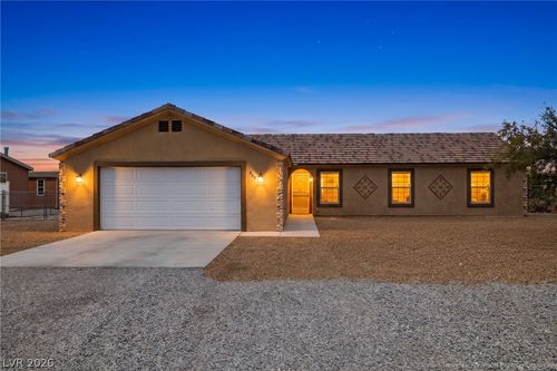 200 W Eton St, Pahrump, NV, 89048-9171 | Card Image