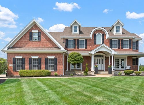 11392 Mckenna Dr, Frankfort, IL, 60423-8096 | Card Image