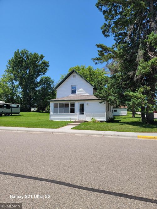 150 Gillis Ave S, Browerville, MN, 56438-5110 | Card Image